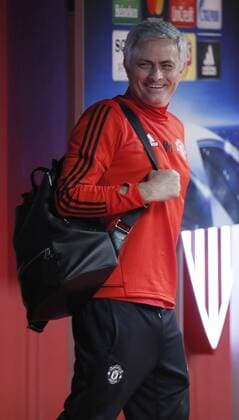 Manchester United ManU s manager Jose Mourinho leaves after press conference PK Pressekonferenz at Sanchez Pizjuan stadium in Seville, southern Spain, 20 February 2018. Manchester United will face Sevilla FC in their UEFA Champions League round of 16, first leg soccer match on 21 February 2018. Manchester United press conference !ACHTUNG: NUR REDAKTIONELLE NUTZUNG!  Copyright: xJOSExMANUELxVIDALx GRAF5962 20180220-636547550047365037