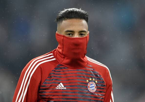 Before the game begins Corentin Tolisso, Bayern Munich wrapped freezes Champions League CL knockout first leg FC Bayern München FCB vs Besiktas Istanbul 20 02 2018 FC Bayern München FCB vs Besiktas Istanbul