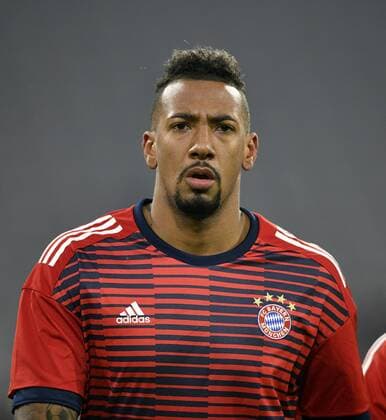 Before starting to play Jerome Boateng FC Bayern Munich Champions League CL knockout first leg FC Bayern München FCB vs Besiktas Istanbul 20 02 2018 FC Bayern München FCB vs Besiktas Istanbul