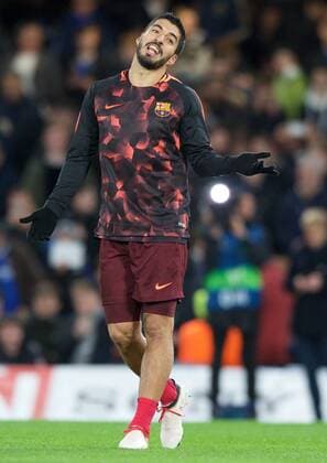 Chelsea v FC Barcelona Barca UEFA Champions League Luis Suarez of Barcelona warming up before the UEFA Champions League match at Stamford Bridge, London Content Not Available For UK Newspapers Copyright: xAlanxStanfordx FIL-11389-0011