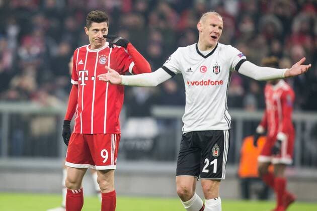 20.02.2018 MONACHIUM, PILKA NOZNA (FOOTBALL), UEFA LIGA LISTRZOW (UEFA CHAMPIONS LEAGUE), SEZON 2017 2018 , 1 8 FINAL (ROUND OF 16) MECZ FC BAYERN MONACHIUM - BESIKTAS JK ( FC BAYERN MUNCHEN - BESIKTAS JK ) NZ ROBERT LEWANDOWSKI DOMAGOJ VIDA FOTO LUKASZ SKWIOT CYFRASPORT NEWSPIX.PL --- Newspix.pl FRANCE OUT!  20180220CSLS0027