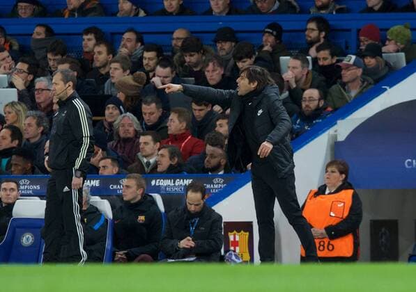 Chelsea v FC Barcelona Barca UEFA Champions League Antonio Conte Manager of Chelsea during the UEFA Champions League match at Stamford Bridge, London Content Not Available For UK Newspapers Copyright: xAlanxStanfordx FIL-11389-0016