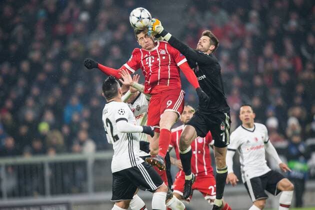Bilder des Tages - SPORT 20.02.2018 MONACHIUM, PILKA NOZNA (FOOTBALL), UEFA LIGA LISTRZOW (UEFA CHAMPIONS LEAGUE), SEZON 2017 2018 , 1 8 FINAL (ROUND OF 16) MECZ FC BAYERN MONACHIUM - BESIKTAS JK ( FC BAYERN MUNCHEN - BESIKTAS JK ) NZ FABRI ROBERT LEWANDOWSKI FOTO LUKASZ SKWIOT CYFRASPORT NEWSPIX.PL --- Newspix.pl FRANCE OUT!  20180220CSLS0038