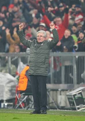 Coach head coach Jupp HEYNCKES FCB gate JUBEL cheering after the Gate 1 0 cheer cheers cheers joy emotion celebrations laughing cheers look forward tearing up arms clenches the fist FC BAYERN Munich BESIKTAS ISTANBUL knockout first leg football UEFA Champions League Munich 20 02 2018 CL season 2017 2018 FCB