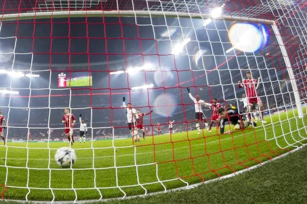 GER UEFA CL Bayern Munich GER vs Besiktas Istanbul TUR 20 02 2018 Allianz Arena Munich GER UEFA CL Bayern Munich GER vs Besiktas Istanbul TUR last grand final in the picture Gate 1 0 by Thomas Mueller FCB 25 recorded with the rear door remote camera nordphotox xStraubmeier nph00004