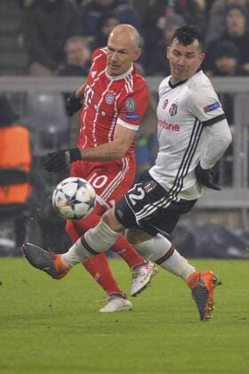 Munich Germany 20 02 2018 UEFA Champions League 2017 18 season round of last sixteen.2 eighth-finals Bayern Munich Besiktas goalkeeper Fabri Besiktas Arjen Robben FCB and Gary Medel Besiktas in the combat DeFodi527