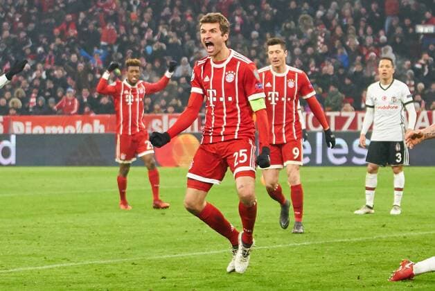 Thomas Madden Madden FCB 25 scoring score the goal to 3 0 goal celebration cheers after the gate cheer cheers cheers joy emotion celebrations laughing cheers look forward tearing up arms clenches the fist FC BAYERN Munich BESIKTAS ISTANBUL knockout first leg football UEFA Champions League Munich 20 02 2018 CL season 2017 2018 FCB