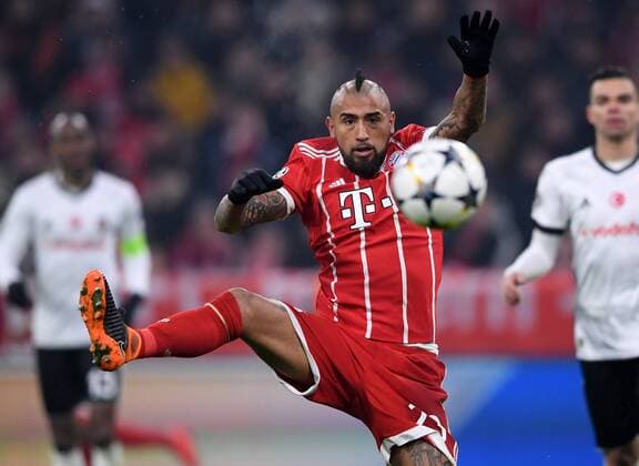 Football CHAMPIONS LEAGUE season 2017 2018 KNOCKOUT first leg FC Bayern München Besiktas Istanbul 20 02 2018 Arturo Vidal FC Bayern München Munich