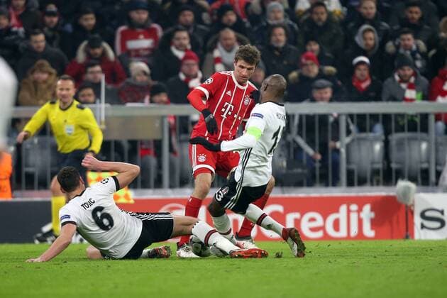 Dusko Tosic Besiktas Istanbul 6 Thomas Mueller FC Bayern Munich 25 Atiba Hutchinson Besiktas Istanbul 13 Bayern Munich vs Besiktas Istanbul Champions League last grand final football 20 02 2018 Munich Copyright: xLanger Eibner-Pressefotox EP_HLR