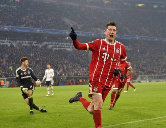 20 02 2018 football UEFA Champions League 2017 2018 knockout Bayern Munich Besiktas Istanbul in the Allianz Arena Munich FC Bayern Munich s Robert Lewandowski cheers