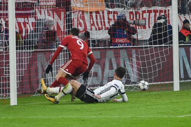 GER UEFA Champions League FC Bayern München Besiktas Istanbul 20 02 2018 Allianz Arena Munich GER UEFA Champions League FC Bayern München Besiktas Istanbul in the image of Robert Lewandowski FC Bayern München 9 achieved the 5 0 nordphotox xSchreyer nph00305