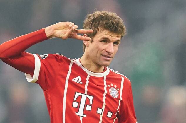 Thomas Madden Madden FCB 25 final cheer cheer cheer cheers joy emotion celebrations laughing cheers look forward tearing up arms clenches the fist FC BAYERN Munich BESIKTAS ISTANBUL knockout first leg football UEFA Champions League Munich 20 02 2018 CL season 2017 2018 FCB