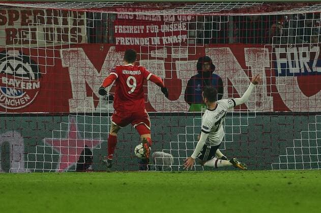 Munich Germany 20 02 2018 UEFA Champions League 2017 18 season round of last sixteen knockout Bayern Munich of Besiktas Istanbul Robert Lewandowski FCB achieved the 5 0 DeFodi527