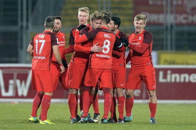 Cheers after the goal goal 1 0 Sebastian Schmeer KSV Hessen Kassel M and Frederic Brill KSV Hessen Kassel NR 8 Sergej Schmik R Sascha Korb L KSV Hessen Kassel vs Kickers Offenbach football Regionalliga Südwest 20 02 2018 Kassel Copyright: xSippel xEibner-Pressefotox EP_rsl