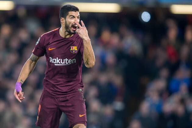 Luis Suarez of Barcelona argues with the refereee during the UEFA Champions League Round of 16 match between Chelsea and Barcelona at Stamford Bridge, London, England on 20 February 2018. Copyright: xSalvioxCalabresex 19030081