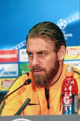 Midfielder Daniele De Rossi of A.S. Roma attends a pre-match news conference before the UEFA Champions League Round of 16 1st leg game against FC Shakhtar Donetsk, Kharkiv, northeastern Ukraine, February 20, 2018. Ukrinform. Shakhtar, Roma hold pre-match news conference in Kharkiv  Copyright: xVyacheslavxMadiyevskyyx