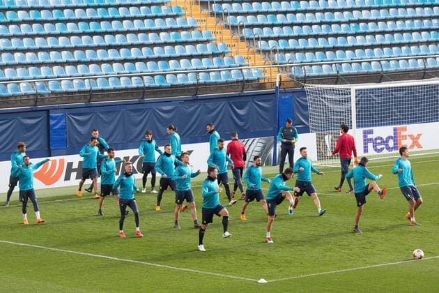 Villarreal CF s players take part in a training session in Villarreal, eastern Spain, 21 February 2018. Villarreal CF will face Olympic Lyon in a UEFA Europa League s round of 32 second leg match on 22 February. Training session of Villarreal CF !ACHTUNG: NUR REDAKTIONELLE NUTZUNG!  Copyright: xDomenechxCastellóx GRAF6346 20180221-636548178000599301