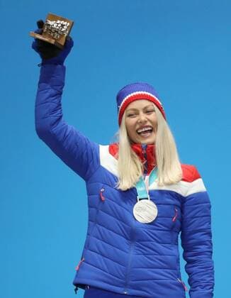 (180221) -- PYEONGCHANG, Feb. 21, 2018 -- Silver medalist Ragnhild Mowinckel of Norway poses for photos during medal ceremony of ladies downhill of alpine skiing at 2018 PyeongChang Winter Olympic Games Olympische Spiele Olympia OS at Medal Plaza, PyeongChang, South Korea, Feb. 21, 2018. ) (SP)OLY-SOUTH KOREA-PYEONGCHANG-ALPINE SKIING-LADIES DOWNHILL-MEDAL CEREMONY LixGang 