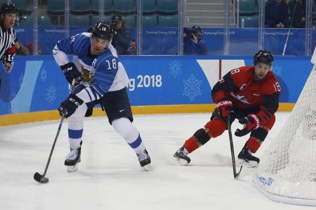 February 21, 2018 - Pyeongchang, KOREA - Finland defenseman Sami Lepisto (18) and Canada defenseman Marc-Andre Gragnani (18) in the men s quarterfinal hockey game between Finland and Canada at the Pyeongchang 2018 Olympic Winter games Winterspiele Spiele Summer games at Gangneung Hockey Centre. Canada beat Finland 1-0. Olympics Pyeongchang 2018: Ice hockey Eishockey Men Team Quarterfinal-CAN-FIN - ZUMAm117 20180221_zaf_m117_290 Copyright: xDavidxG.xMcintyrex