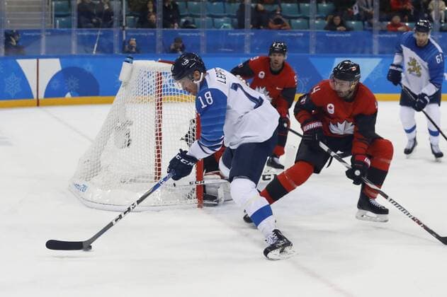 February 21, 2018 - Pyeongchang, KOREA - Finland defenseman Sami Lepisto (18) with the puck in the men s quarterfinal hockey game between Finland and Canada at the Pyeongchang 2018 Olympic Winter games Winterspiele Spiele Summer games at Gangneung Hockey Centre. Canada beat Finland 1-0. Olympics Pyeongchang 2018: Ice hockey Eishockey Men Team Quarterfinal-CAN-FIN - ZUMAm117 20180221_zaf_m117_297 Copyright: xDavidxG.xMcintyrex