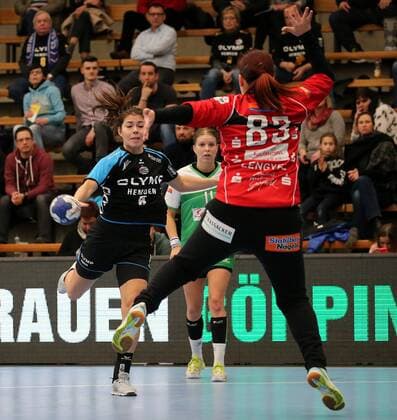 BAU 21 02 2018 Göppingen Handball Women Frisch On Göppingen vs. SG BBM Bietigheim forward v l Martine Smeets BBM Edit Lengyel Goeppingen
