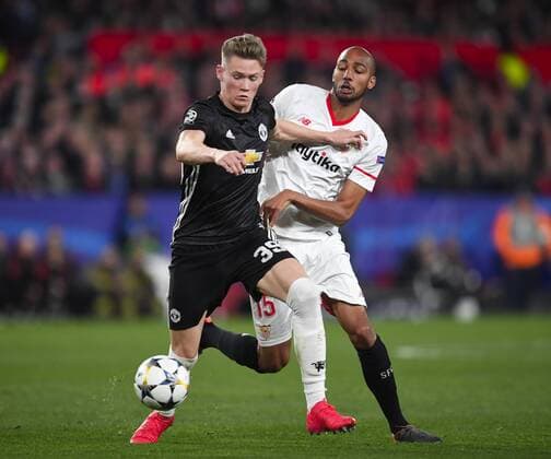 Sevilla; SPAIN-FEBRUARY 21:; (L-R) Steven N?Zonzi of Sevilla FC; MC Tominay of Manchester United ManU during the Champions League match between Sevilla FC v Manchester United at the Sanchez Pizjuan stadium on February 21th; 2018 in Sevilla Spain (PHOTO by Cristobal Duenas  xx xx