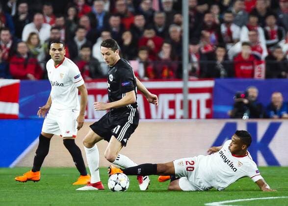 21st February 2018, Ramon Sanchez Pizjuan, Seville, Spain; UEFA Champions League football, round of 16, 1st leg, Sevilla versus Manchester United ManU Matic from Manchester United is slide ackled by Muriel from Sevilla  ActionPlus11991136