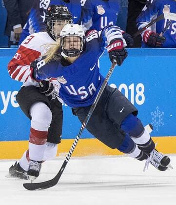 PyeongChang 2018, Eishockey, USA - Kanada, Finale Damen February 22, 2018 - Pyeongchang, KOR - The United States meets Canada in the Gold Medal game on Thursday, Feb. 22, 2018, at South Korea s Gangneung Hockey Centre during the Pyeongchang Winter Olympics. Women s Gold Medal Hockey Game, USA vs. Canada - ZUMAm67_ 20180222_zaf_m67_012 Copyright: xCarlosxGonzalezx