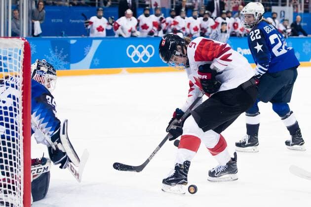 180222 Jennifer Wakefield of Canada and Goalkeeper Maddie Rooney or USA during the Womens Ice Hockey Final between USA and Canada during day thirteen of the 2018 Winter Olympics on February 22, 2018 in Pyeongchang Photo Petter Arvidson PICTURE BODY N Code PA 91993  Copyright: PETTERxARVIDSON BB180222PA027