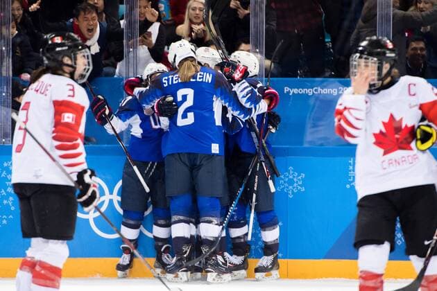 180222 Team USA celebrates the 2 2 goal during the Womens Ice Hockey Final between USA and Canada during day thirteen of the 2018 Winter Olympics on February 22, 2018 in Pyeongchang Photo Petter Arvidson PICTURE BODY N Code PA 91993  Copyright: PETTERxARVIDSON BB180222PA039