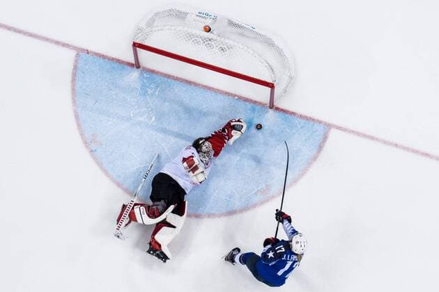 180222 Jocelyne Lamoureux Davidson or USA scores against Goaltender Shannon Szabados or Canada during the penalty shootout in overtime during the Womens Ice Hockey Final between USA and Canada during the day of the 2018 Winter Olympics on February 22, 2018 in Pyeongchang Photo Petter Arvidson PICTURE BIRTH N code PA 91993  Copyright: PETTERxARVIDSON BB180222PA104