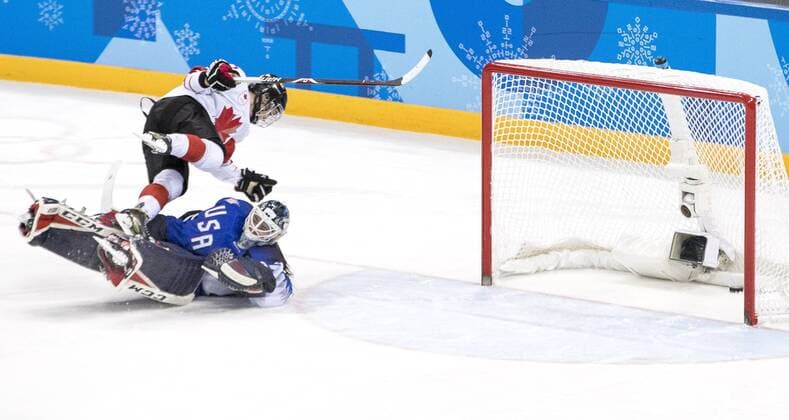 February 22, 2018 - Gangneung, South Korea - BRIGETTE LACQUETTE of Canada scores a penalty shoot out goal against USA goalie Maddie ROONEY in action during the Women s USA Canada Gold medal game at the Gangneung Ice Arena during the 2018 Pyeongchang Winter Olympic Games Olympische Spiele Olympia OS PyeongChang 18: Ladies Hockey - ZUMAa35_ 20180222_zaf_a35_030 Copyright: xDanielxA.xAndersonx