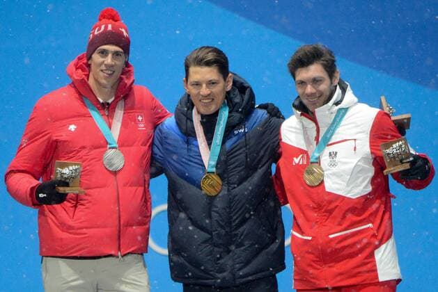 February 22, 2018 - Pyeongchang, South Korea - RAMON ZENHAEUSERN of Switzerland (left) , ANDRE MYHRER of Sweden (center) and MICHAEL MATT of Austria with their medals from the Men s Slalom ski racing event in the PyeongChang Olympic Games Olympische Spiele Olympia OS Pyeongchang 18: Medal Winners - ZUMAl132 20180222_zap_l132_008 Copyright: xChristopherxLevyx