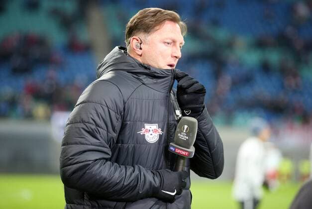 RB Leipzig SSC Naples Soccer Euro League Leipzig 22 02 2018 Red Bull Arena Soccer UEFA Euro League 16 El Final RB Leipzig vs. SSC Napoli Picture Ralph Hasenhuttl Hasenhuettl RB Leipzig at the Sky Microphone