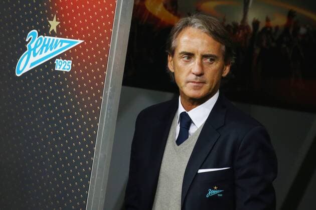ST PETERSBURG, RUSSIA â€“ FEBRUARY 22, 2018: Zenit St Petersburg s head coach Roberto Mancini ahead of their Leg 2 of the 2017 18 UEFA Europa League Round of 32 football match against FC Celtic at Saint Petersburg Stadium. Peter Kovalev TASS  TS075512