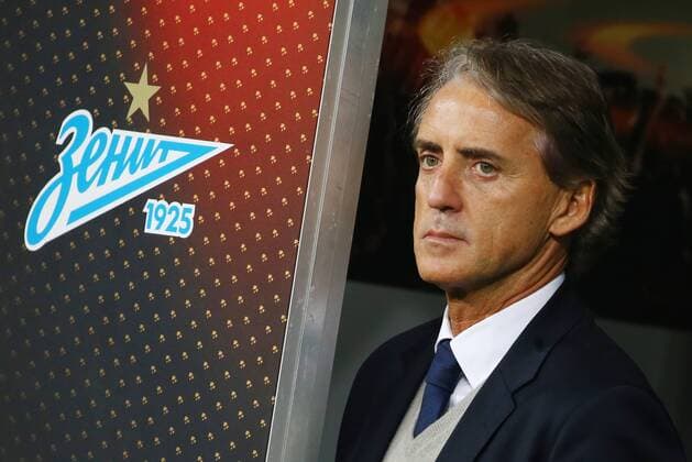 ST PETERSBURG, RUSSIA â€“ FEBRUARY 22, 2018: Zenit St Petersburg s head coach Roberto Mancini ahead of their Leg 2 of the 2017 18 UEFA Europa League Round of 32 football match against FC Celtic at Saint Petersburg Stadium. Peter Kovalev TASS  TS075513