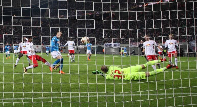 RB Leipzig SSC Napoli Soccer Euro League Leipzig 22 02 2018 Red Bull Arena Soccer UEFA Euro League 16 Elfin Return SSC Napoli vs RB Leipzig The goal for SSC Napoli Piotr Zielinski 20 Napoli scores the 0-0 for the TReffer