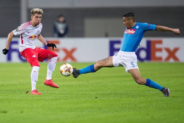 22.02.2018 LIPSK, PILKA NOZNA (FOOTBALL), UEFA LIGA EUROPY (UEFA EUROPA LEAGUE), SEZON 2017 2018 , 1 16 FINAL (ROUND OF 16) MECZ RB LIPSK - SSC NAPOLI (RB LEIPZIG - SSC NAPOLI) NZ MARQUES IOUREIRO ALLAN KEVIN KAMPL FOTO LUKASZ SKWIOT CYFRASPORT NEWSPIX.PL --- Newspix.pl  20180222CSLS0005