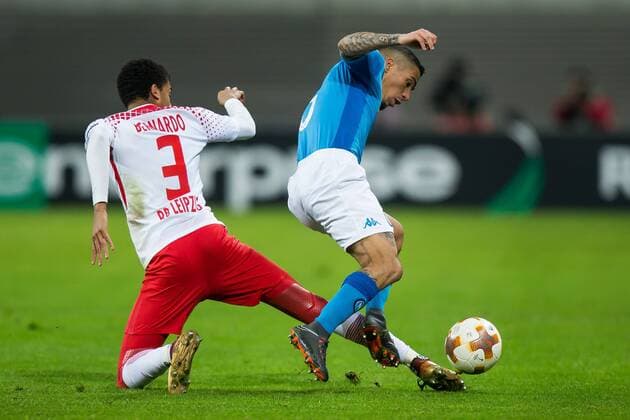 22.02.2018 LIPSK, PILKA NOZNA (FOOTBALL), UEFA LIGA EUROPY (UEFA EUROPA LEAGUE), SEZON 2017 2018 , 1 16 FINAL (ROUND OF 16) MECZ RB LIPSK - SSC NAPOLI (RB LEIPZIG - SSC NAPOLI) NZ BERNARDO MARQUES IOUREIRO ALLAN FOTO LUKASZ SKWIOT CYFRASPORT NEWSPIX.PL --- Newspix.pl  20180222CSLS0017