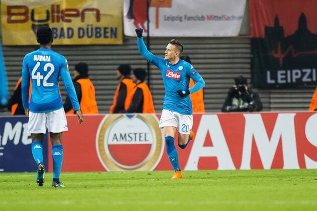 22.02.2018 LIPSK, PILKA NOZNA (FOOTBALL), UEFA LIGA EUROPY (UEFA EUROPA LEAGUE), SEZON 2017 2018 , 1 16 FINAL (ROUND OF 16) MECZ RB LIPSK - SSC NAPOLI (RB LEIPZIG - SSC NAPOLI) NZ PIOTR ZIELINSKI BRAMKA RADOSC GOL GOAL FOTO LUKASZ SKWIOT CYFRASPORT NEWSPIX.PL --- Newspix.pl  20180222CSLS0030