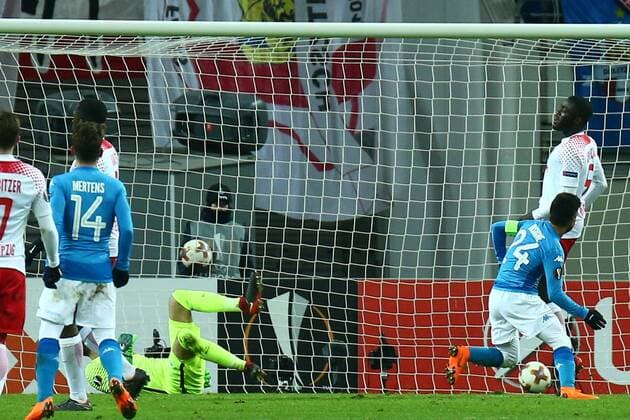 22 02 2018 xkvx Soccer Europa League RB Leipzig SSC Napoli emspor v l Goal scored Goal to 0 2 by Lorenzo Insigne SSC Napoli Leipzig