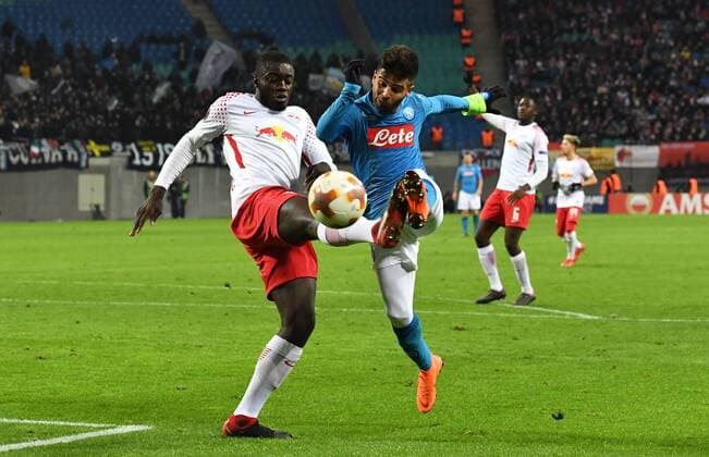 Soccer Mens Season 2017 2018 Europa League Intermediate Round 2nd Leg RB Leipzig SSC Napoli v 1 Dayot Upamecano RB Leipzig Lorenzo Insigne 24 SSC Napoli 22 02 2017 Copyright: xMatthiasxKochx
