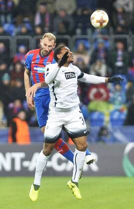 From left ROMAN HUBNIK of Viktoria and LEANDRE TAWAMBA of Partizan in action during the Europa Football League 2nd round return match Viktoria Plzen vs Partizan Belgrade in Doosan Arena, Plzen (Pilsen), Czech Republic, February 22, 2018. (CTKxPhoto MiroslavxChaloupka) CTKPhotoP201802221231201  cha05