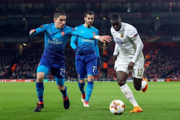 180222 Arsenal Hector Bellerin and Henrikh Mkhitaryan and Östersund Ken Sema during the football match in the Europa League between Arsenal and Östersund on February 22, 2018 in London  Copyright: ANDREASxLxERIKSSON BB180222AE015