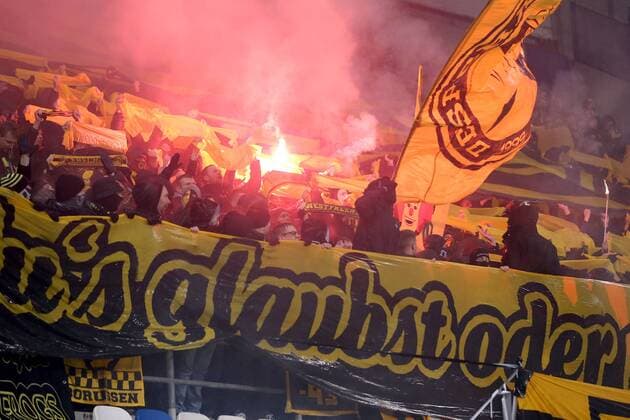 BVB fans burn down Bengali fire Atalanta Bergamo vs Borussia Dortmund Europa League Football 22 02 2018 Reggio Emilia Copyright: xLanger Eibner-Pressefotox EP_HLR
