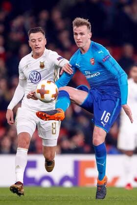 180222 Östersund Jamie Hopcutt and Arsenal Rob Holding during the football match in the Europa League between Arsenal and Östersund on February 22, 2018 in London  Copyright: ANDREASxLxERIKSSON BB180222AE033