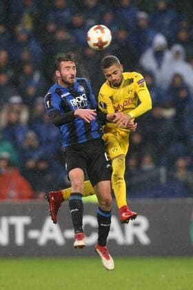 Bryan Cristante Atalanta Bergamo 4 Jeremy Toljan Borussia Dortmund 15 Atalanta Bergamo vs Borussia Dortmund Europa League Football 22 02 2018 Reggio Emilia Copyright: xLanger Eibner-Pressefotox EP_HLR