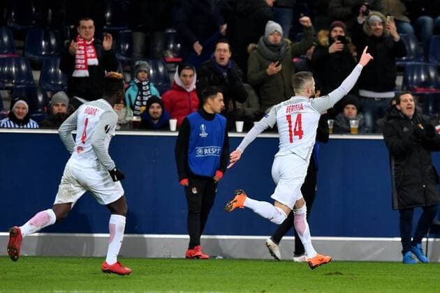 SOCCER - EL, RBS vs Sociedad SALZBURG, AUSTRIA, 22.FEB.18 - SOCCER - UEFA Europa League, Red Bull Salzburg vs Real Sociedad. Image shows the rejoicing of Amadou Haidara and Valon Berisha (RBS). GEPAxpictures xFlorianxErtl