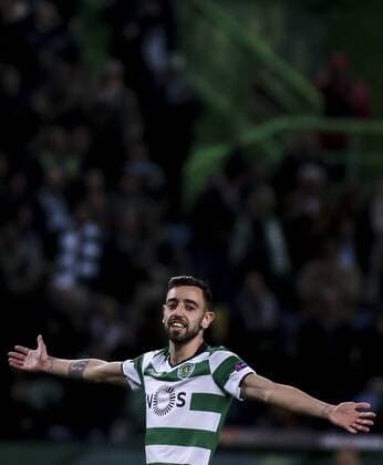 February 22, 2018 - Lisbon, Portugal - Sporting s midfielder Bruno Fernandes celebrates after scoring during the UEFA Europa League football match between Sporting CP and FK Astana at Jose Alvalade Stadium in Lisbon on February 22, 2018. NURPHOTO CARLOS COSTA. Sporting Lisbon v FC Astana - UEFA Europa League  - ZUMAn230 20180222_zaa_n230_363 Copyright: xCarlosxCostax