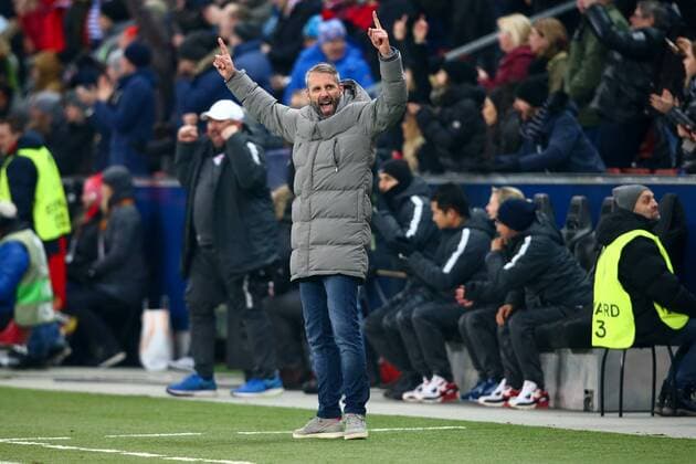 SOCCER - EL, RBS vs Sociedad SALZBURG, AUSTRIA, 22.FEB.18 - SOCCER - UEFA Europa League, Red Bull Salzburg vs Real Sociedad. Image shows the rejoicing of head coach Marco Rose (RBS). GEPAxpictures xFelixxRoittner